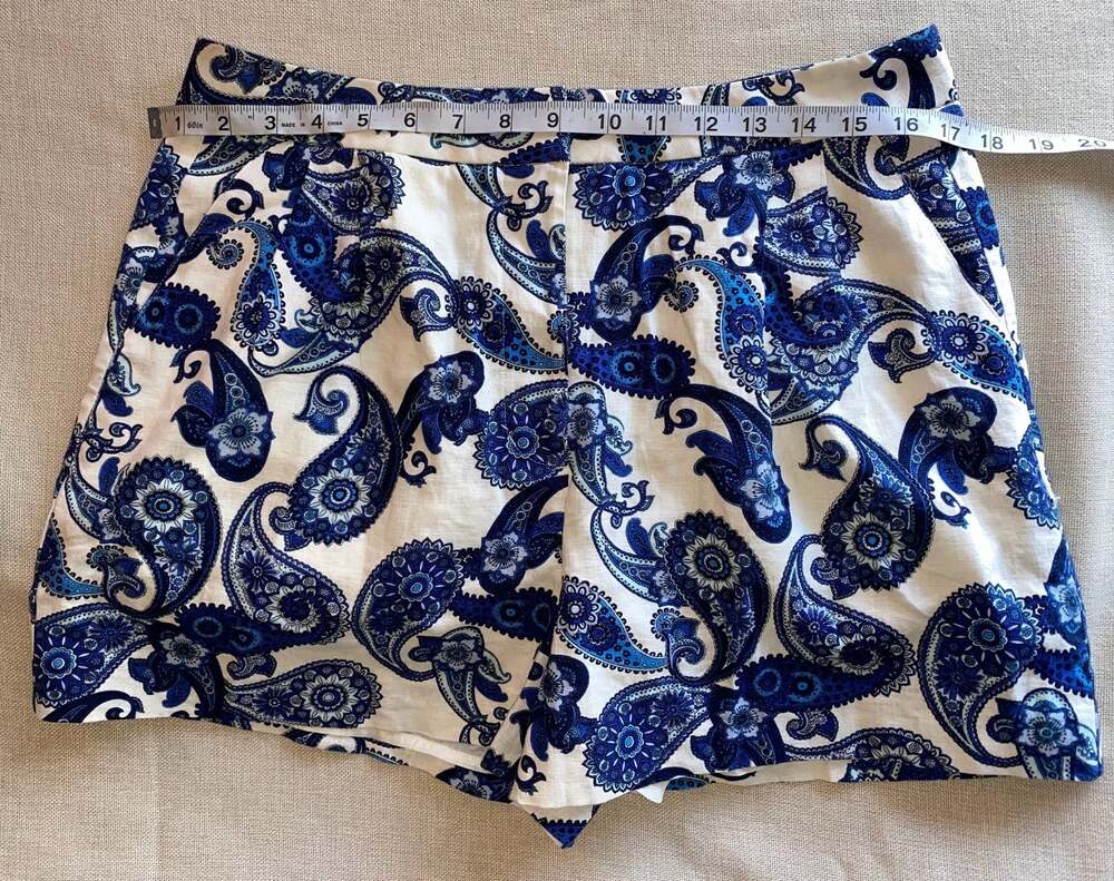 Express Blue Paisley Linen Blend Shorts Size 10